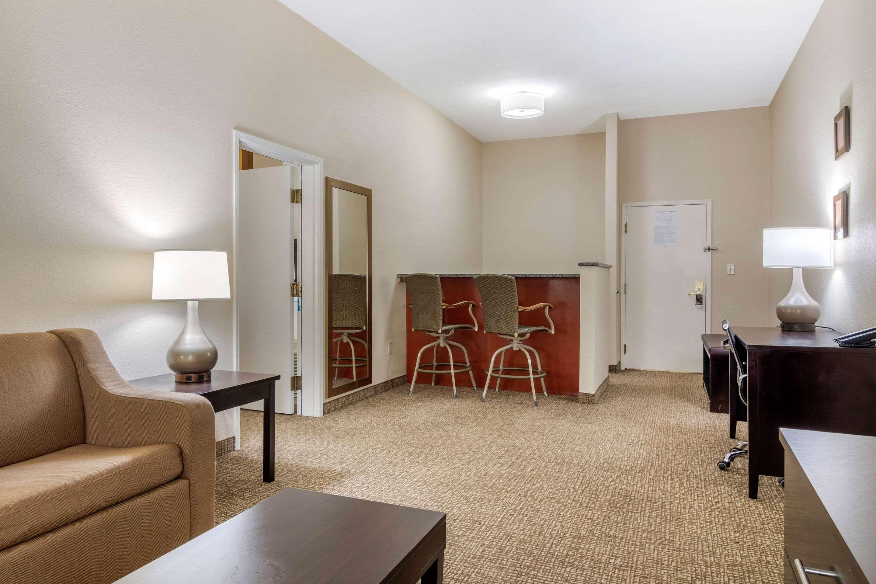 Comfort Inn & Suites Atlanta-Smyrna Екстериор снимка
