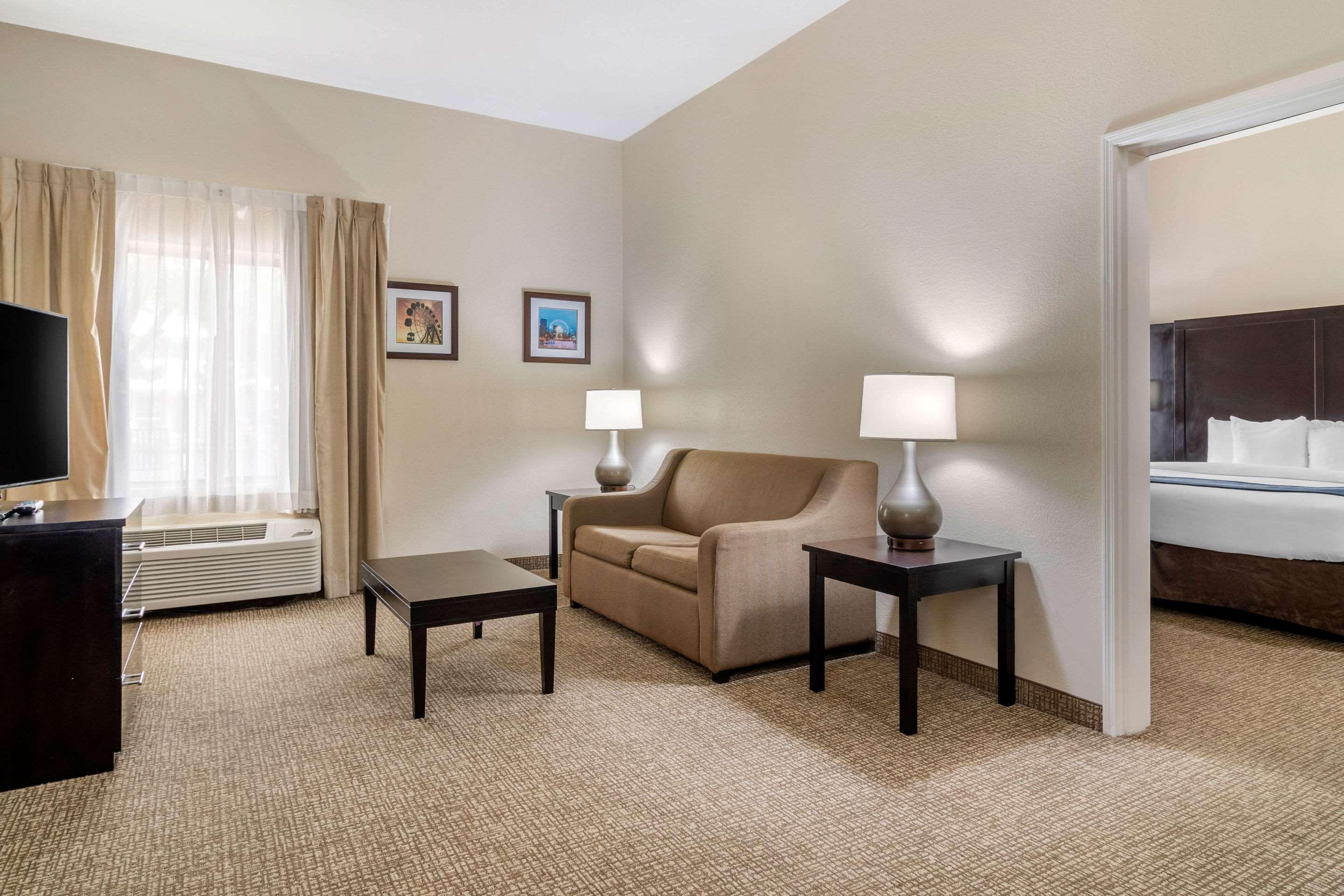 Comfort Inn & Suites Atlanta-Smyrna Екстериор снимка