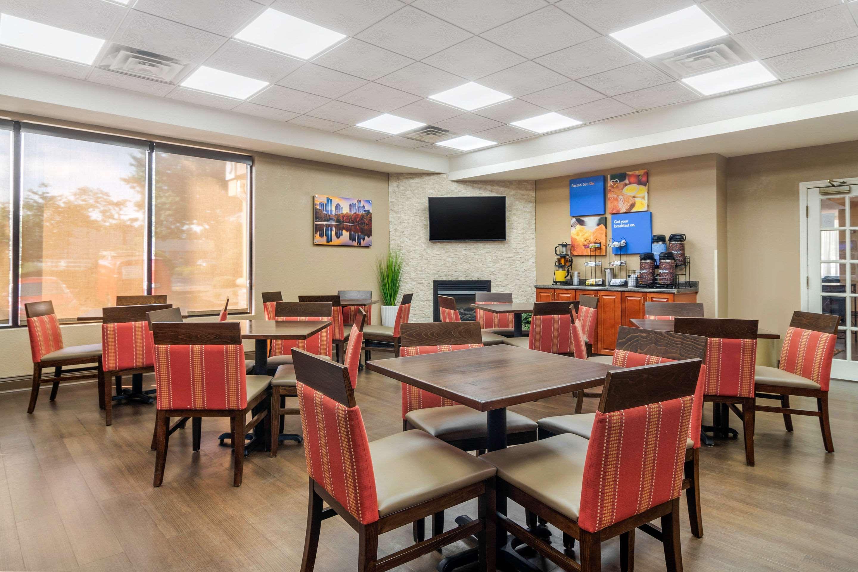 Comfort Inn & Suites Atlanta-Smyrna Екстериор снимка