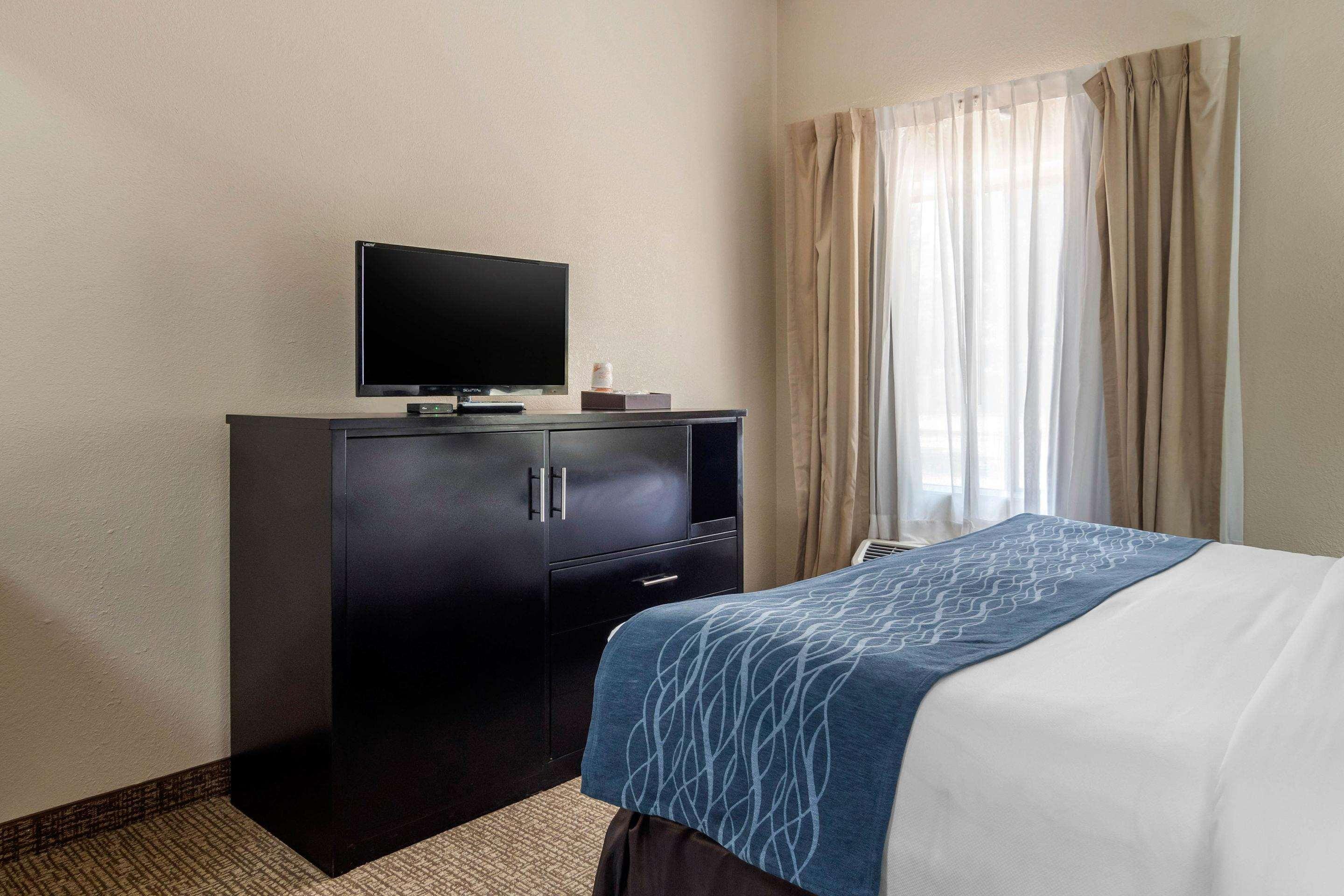 Comfort Inn & Suites Atlanta-Smyrna Екстериор снимка